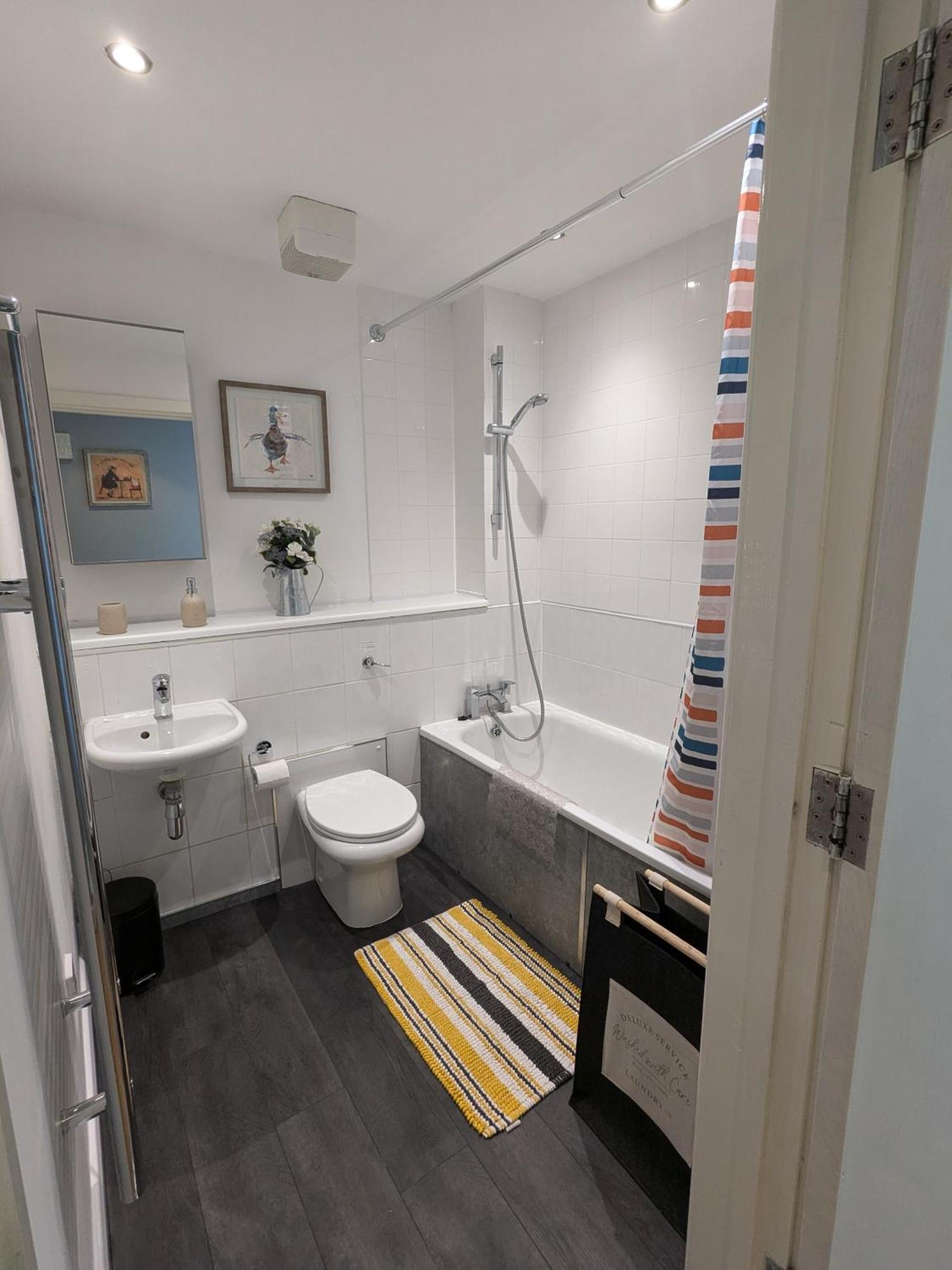 Stunning Modern Coventry City Centre Apartment Экстерьер фото